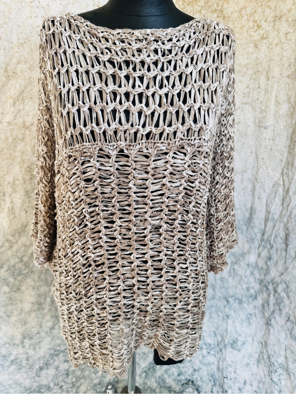 POL Open Weave Beige Ribbon Yarn Sweater Tip - L